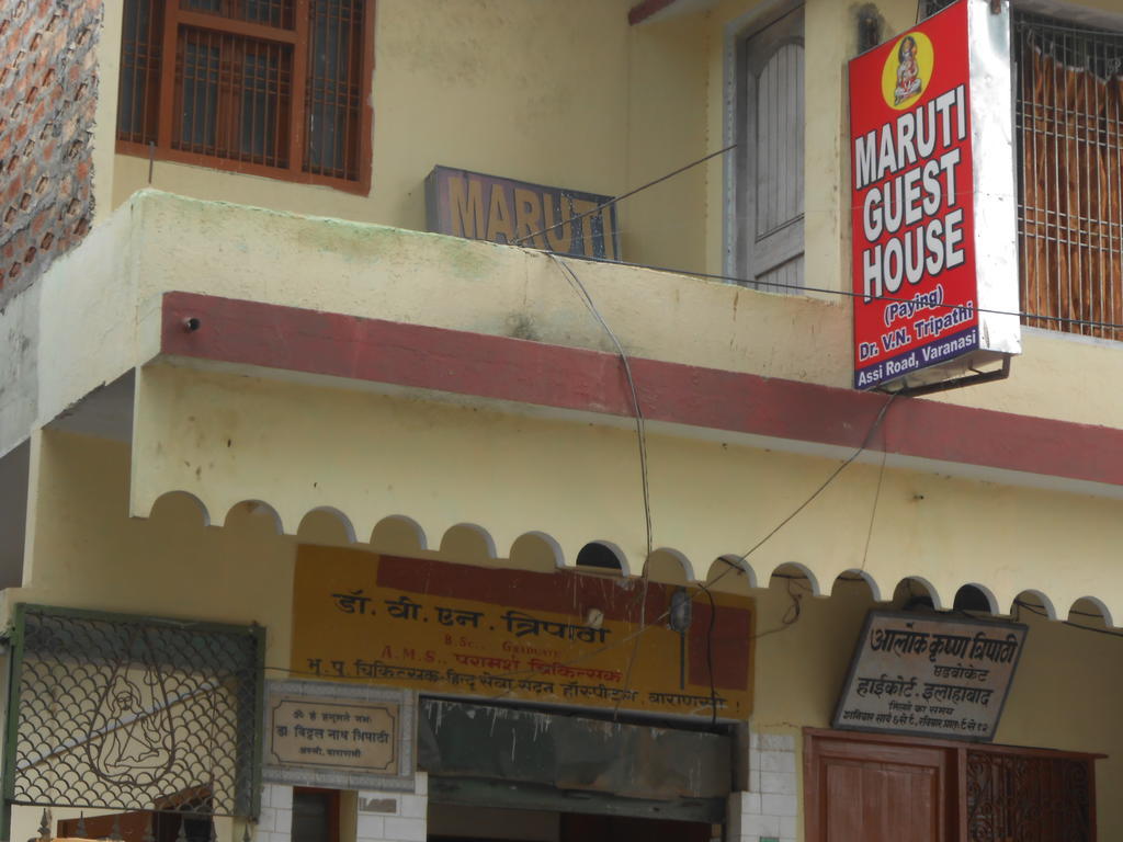 Maruti Guest House Benares Buitenkant foto