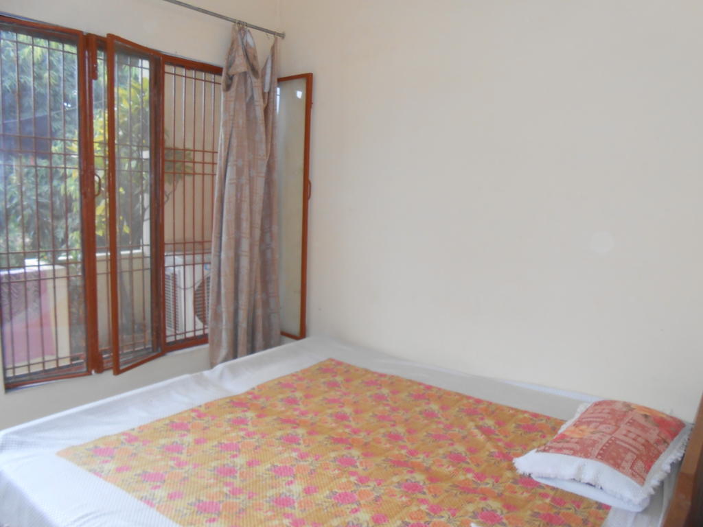 Maruti Guest House Benares Buitenkant foto